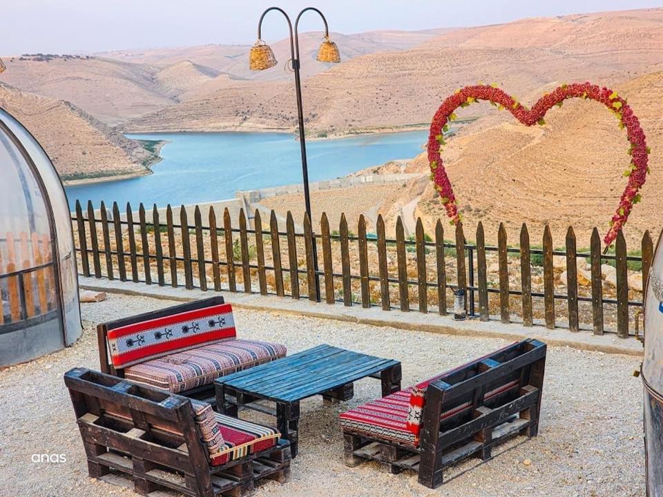 Hotel Wadi Al-Wala View Camp Madaba Zewnętrze zdjęcie